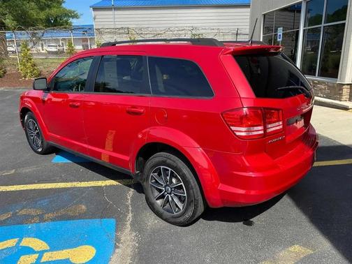 Redline 2 Coat Pearl 2018 Dodge Journey SE