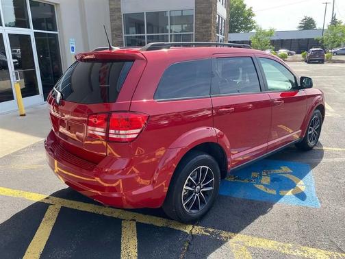 Redline 2 Coat Pearl 2018 Dodge Journey SE