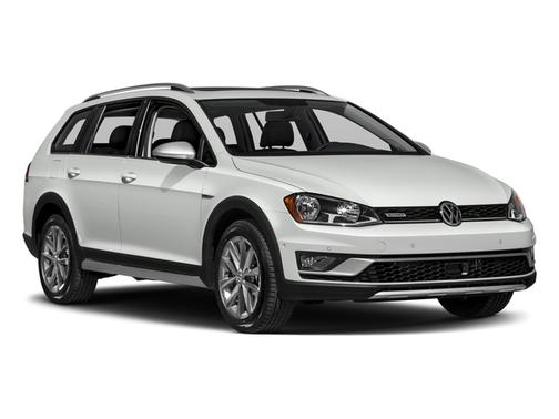 White 2017 Volkswagen Golf Alltrack TSI S