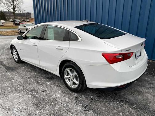 2018 Chevrolet Malibu 1LS