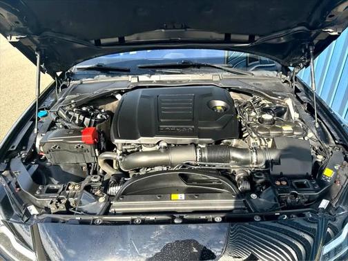 2018 Jaguar XF 25t Premium