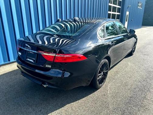 2018 Jaguar XF 25t Premium