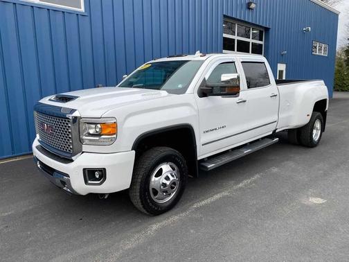 Summit White 2017 GMC Sierra 3500 Denali