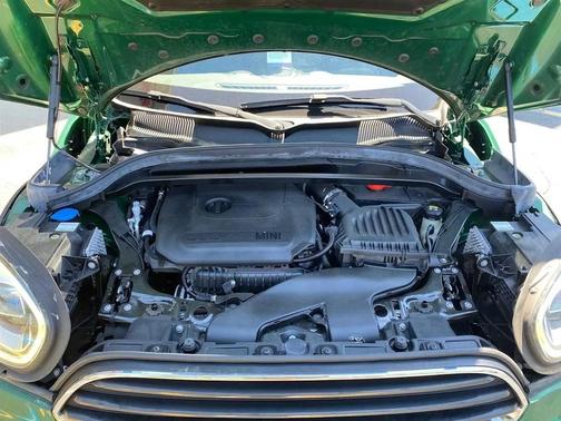 British Racing Green IV Metallic 2022 MINI Countryman Cooper