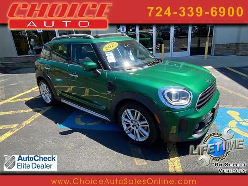 British Racing Green IV Metallic 2022 MINI Countryman Cooper