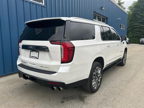2023 GMC Yukon XL Denali Ultimate