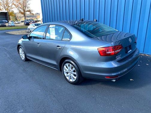 2015 Volkswagen Jetta 1.8T SE