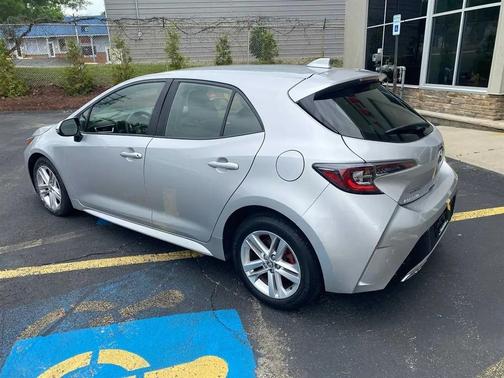Classic Silver Metallic 2020 Toyota Corolla SE
