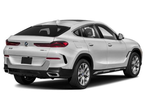 Mineral White Metallic 2023 BMW X6 M50i