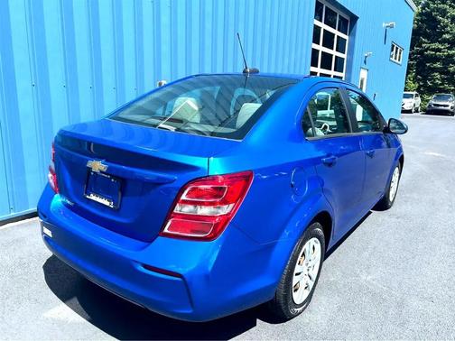 2017 Chevrolet Sonic LS