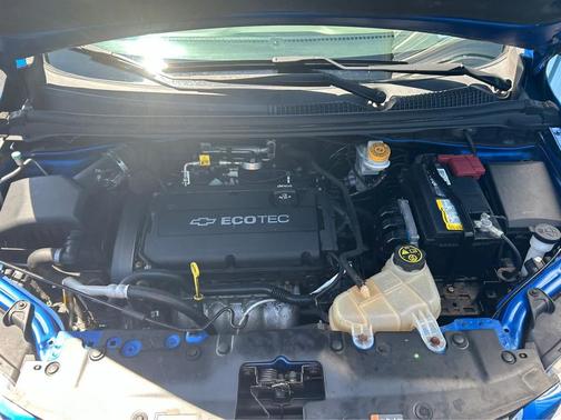 2017 Chevrolet Sonic LS