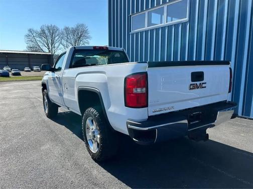 Summit White 2018 GMC Sierra 2500 Base