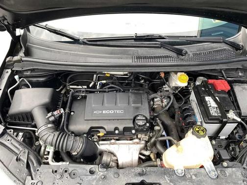 2017 Chevrolet Sonic LT