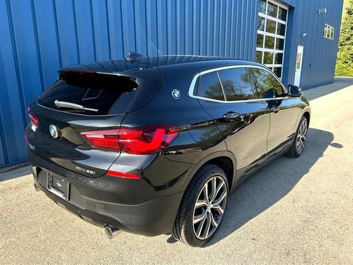 2021 BMW X2 xDrive28i
