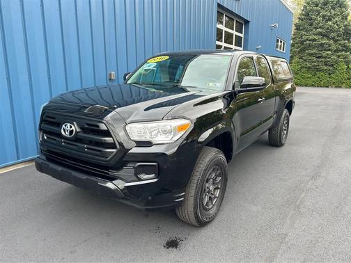 2016 Toyota Tacoma SR