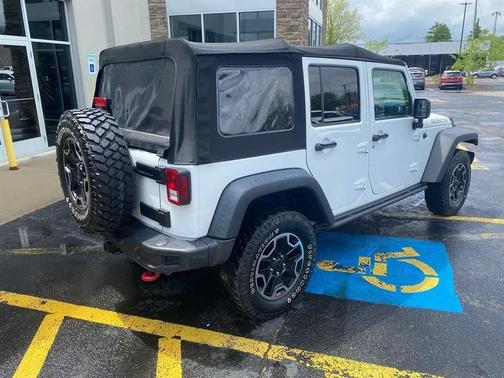 Bright White Clearcoat 2016 Jeep Wrangler Unlimited Rubicon