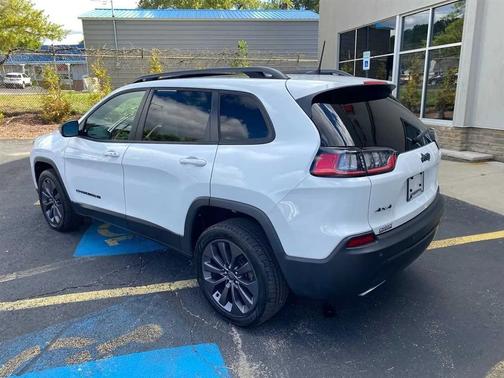 Bright White Clearcoat 2021 Jeep Cherokee 80th Anniversary 4x4