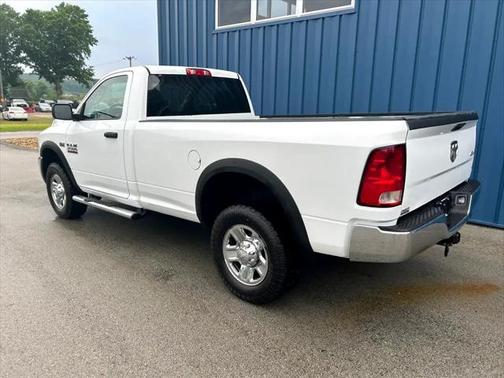 2014 RAM 2500 Tradesman 4WD