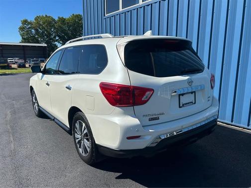 2019 Nissan Pathfinder S 4WD