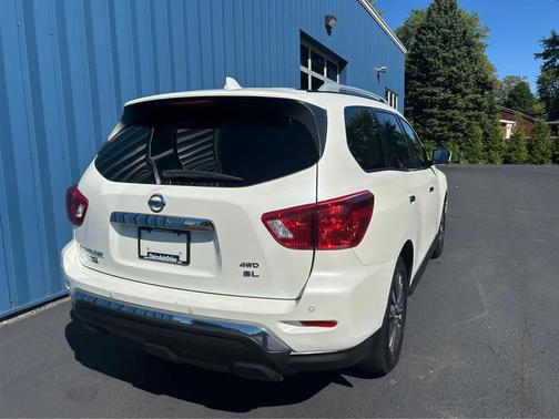 2019 Nissan Pathfinder S 4WD