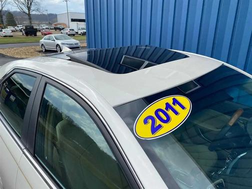 White Diamond Tricoat 2011 Cadillac CTS Luxury