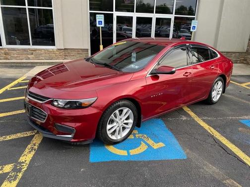 Cajun Red Tintcoat 2018 Chevrolet Malibu LT