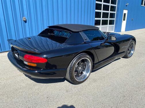 1999 Dodge Viper RT/10