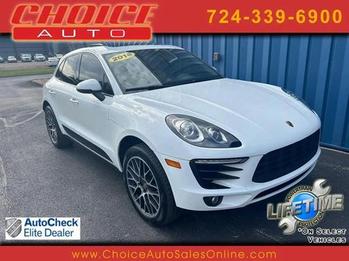 White 2018 Porsche Macan Macan Sport Edition