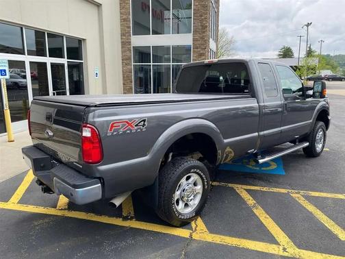 Magnetic Metallic 2015 Ford F-250 XLT