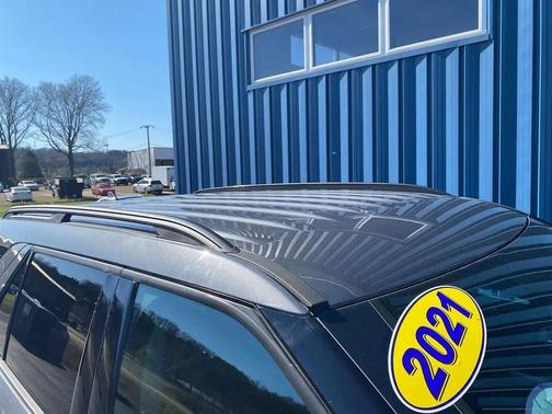 Carbonized Gray Metallic 2021 Ford Explorer XLT AWD