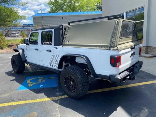 Bright White Clearcoat 2022 Jeep Gladiator Sport