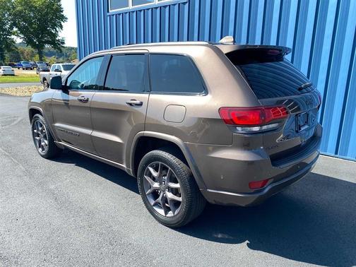 2021 Jeep Grand Cherokee 80th Anniversary Edition 4x4