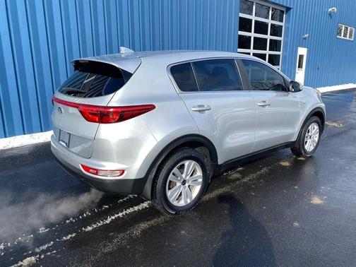 Sparkling Silver 2017 Kia Sportage LX
