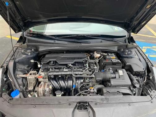 Phantom Black 2022 Hyundai ELANTRA SEL
