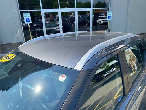 Gun Metallic 2022 Nissan Kicks SV