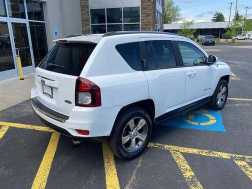 Bright White Clearcoat 2016 Jeep Compass High Altitude