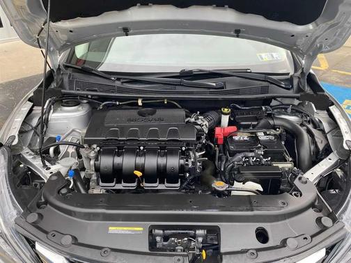 Brilliant Silver Metallic 2019 Nissan Sentra SV