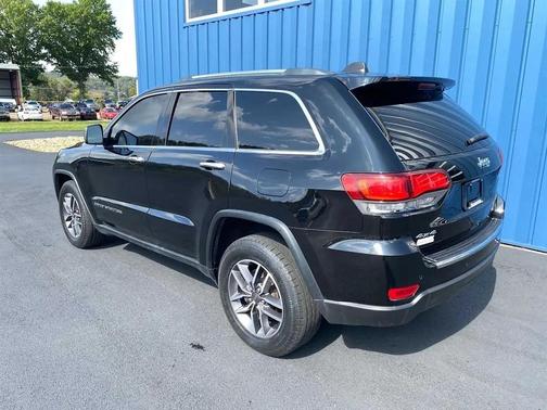 Diamond Black Crystal Pearlcoat 2021 Jeep Grand Cherokee Limited