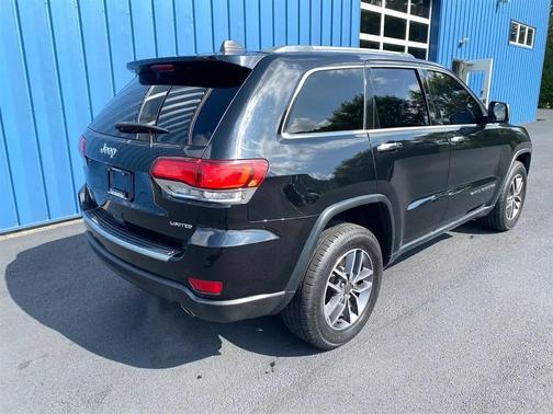 Diamond Black Crystal Pearlcoat 2021 Jeep Grand Cherokee Limited