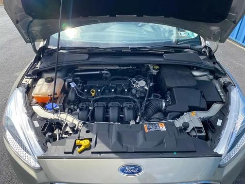 Tectonic 2016 Ford Focus SE