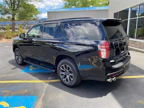 Black 2022 Chevrolet Tahoe Z71