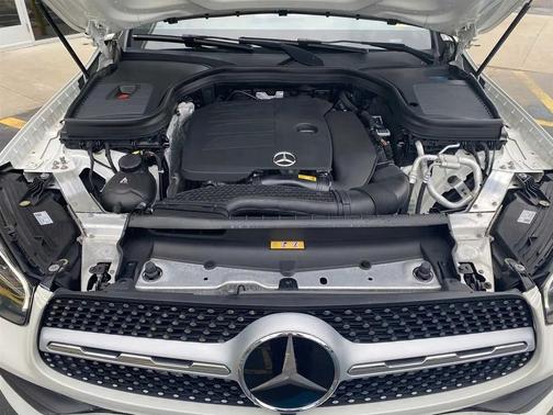 MANUFAKTUR Diamond White Metallic 2022 Mercedes-Benz GLC 300 4MATIC