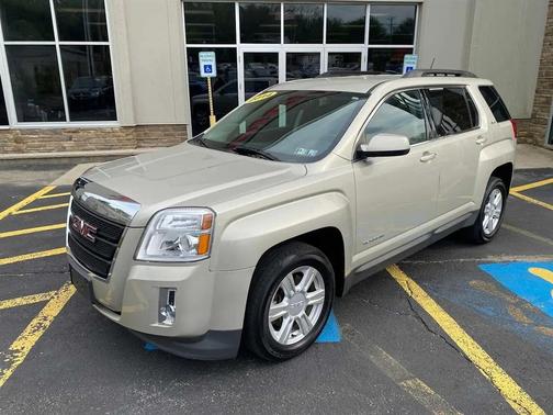 Champagne Silver Metallic 2014 GMC Terrain SLE-2