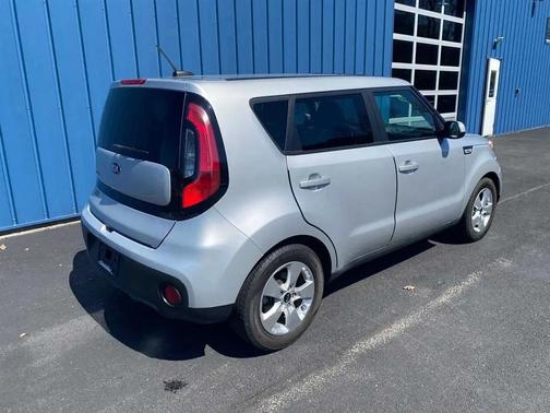 2017 Kia Soul Base