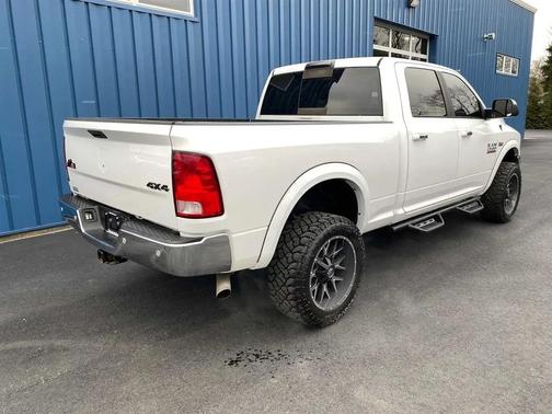 2018 RAM 2500 4WD Crew Cab 149'' Big Horn
