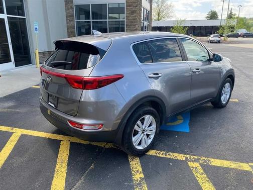 Mineral Silver 2019 Kia Sportage LX