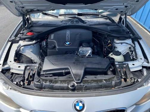 Glacier Silver Metallic 2013 BMW 328 i xDrive