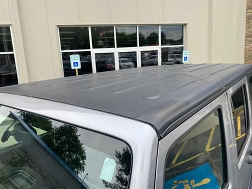 Billet Silver Metallic Clearcoat 2017 Jeep Wrangler Unlimited Sport