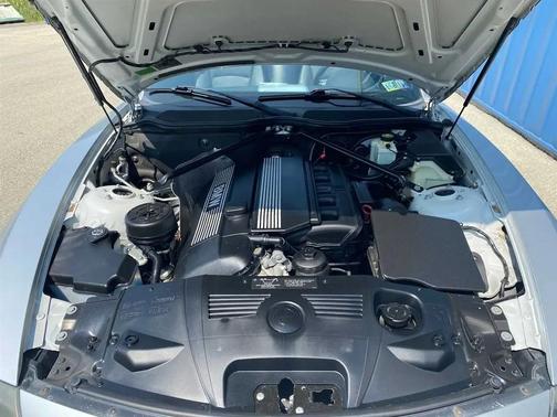 Titanium Silver Metallic 2003 BMW Z4 2.5i Roadster