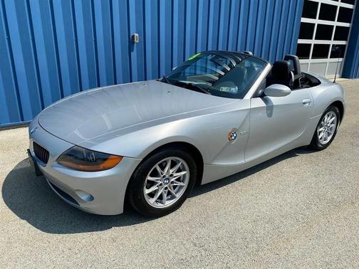 Titanium Silver Metallic 2003 BMW Z4 2.5i Roadster